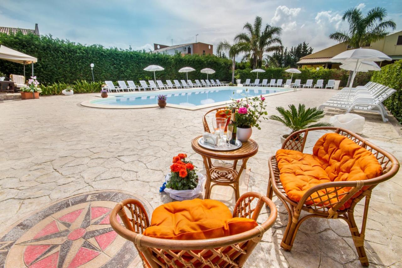坎波菲利斯·迪·罗切Casa Vacanza Paradise Vicino Cefalu Con Servizio Di Piscina A 3 Chilometri公寓 外观 照片