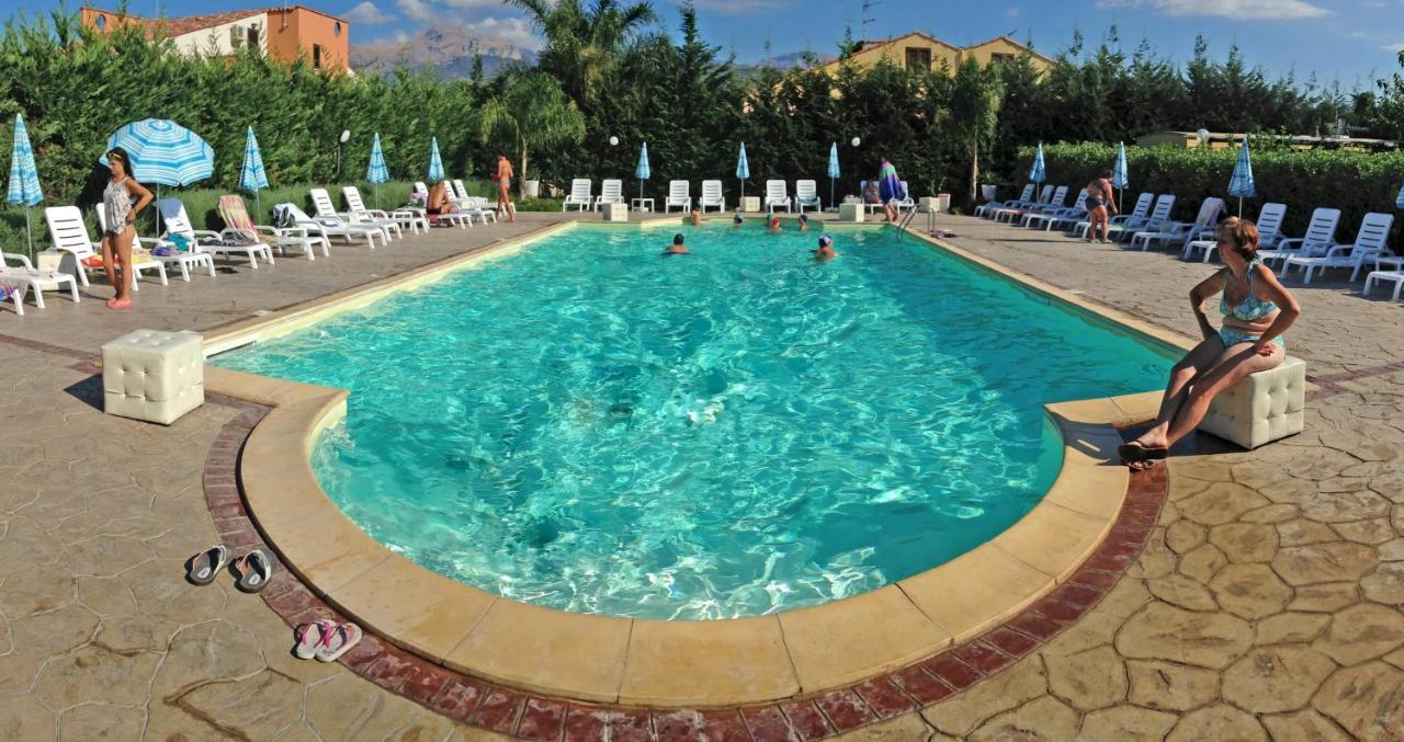 坎波菲利斯·迪·罗切Casa Vacanza Paradise Vicino Cefalu Con Servizio Di Piscina A 3 Chilometri公寓 外观 照片